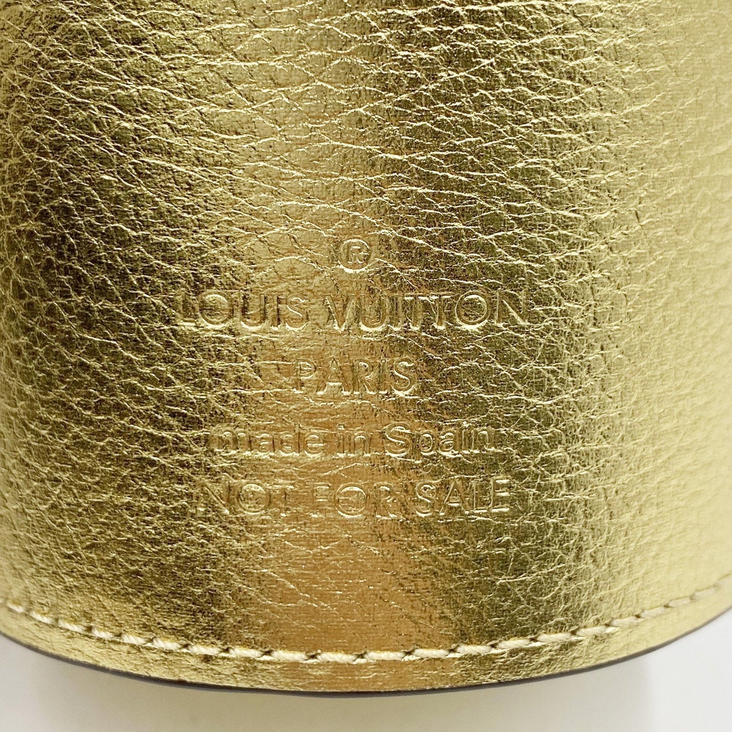 M341 LOUIS VUITTON Gold Leather Desk Pen Holder 🌟 $999