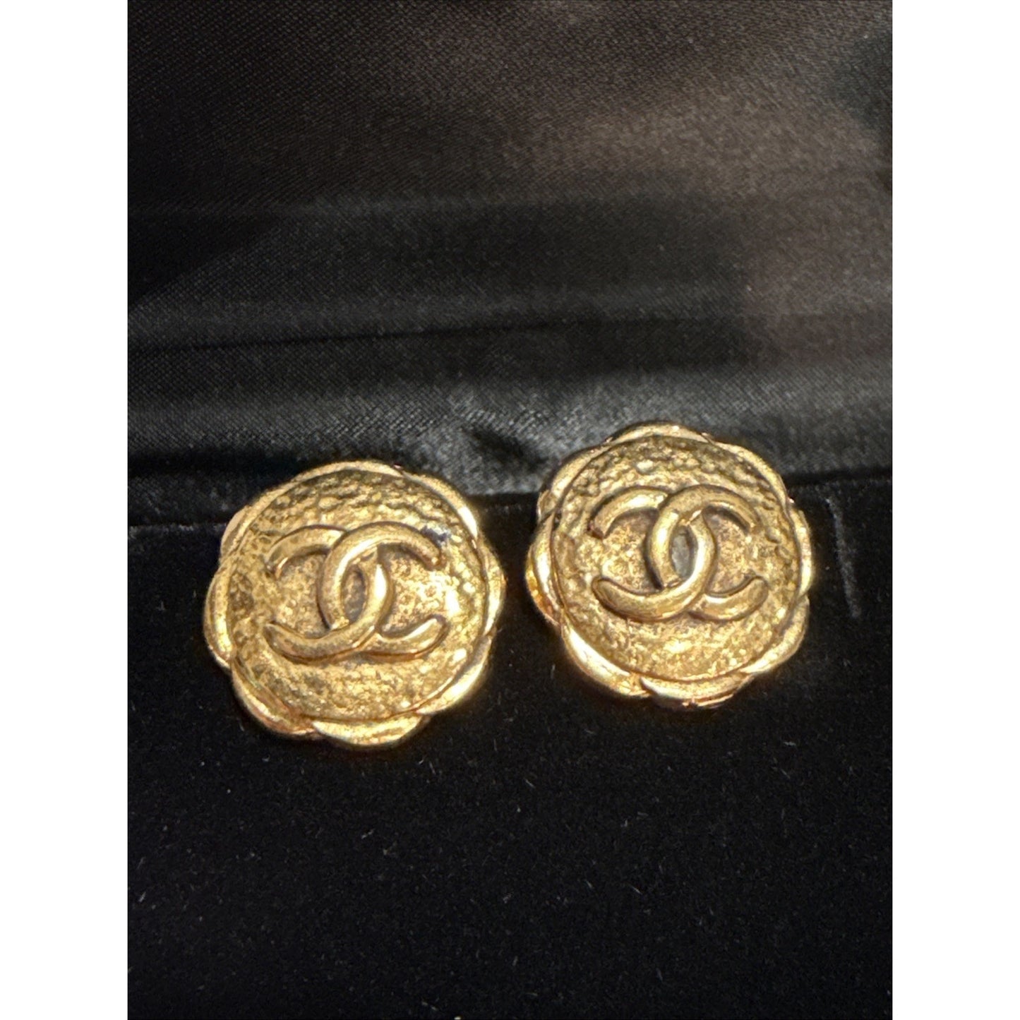 G37 Chanel Coco Mark Clip Round Earrings Gold Plated ➡️ $699