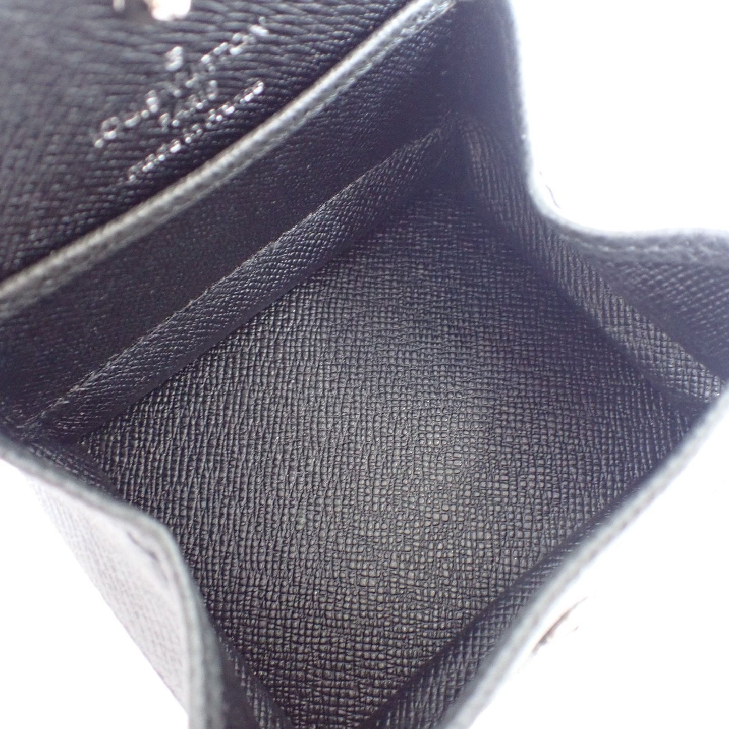 M356 LOUIS VUITTON Taiga Leather Bifold ⚡️ $499