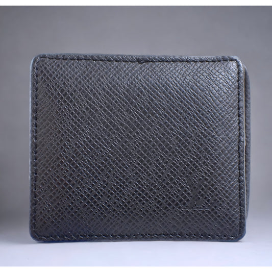 M356 LOUIS VUITTON Taiga Leather Bifold ⚡️ $499